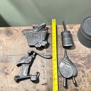 SEXTON CAST ALUMINUM FIREPLACE TOOL WALL DECOR SET